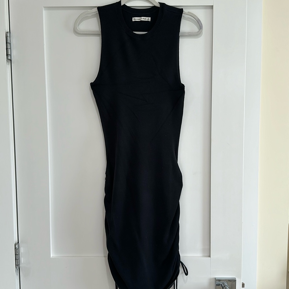 A&F Side Cinched Elevated Knit Midi Dress